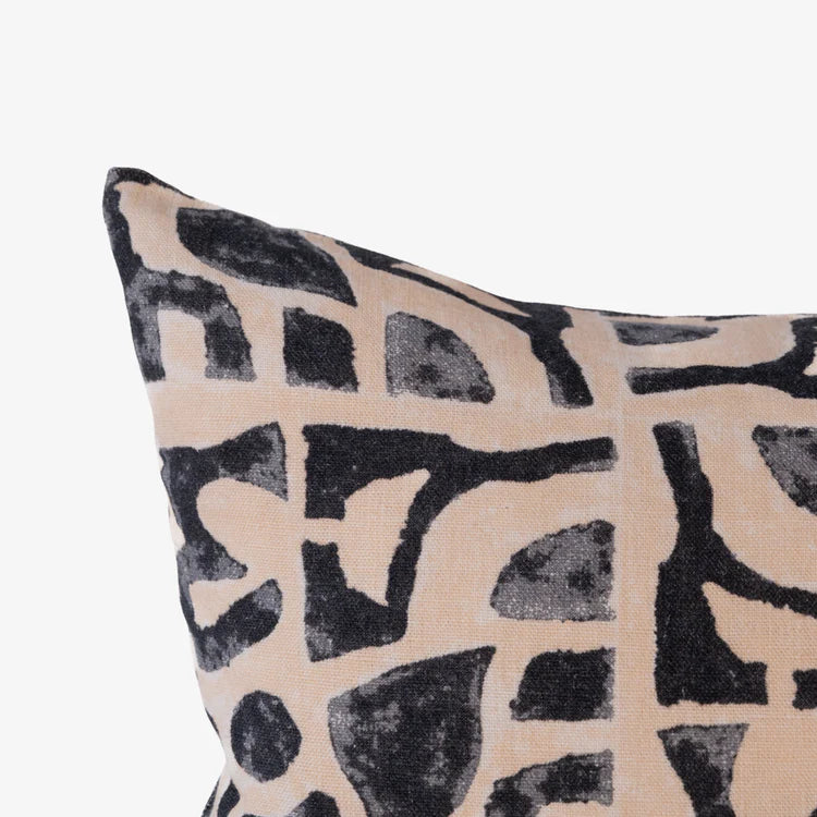 PeeKay Cushion - Midnight/Black/Shell