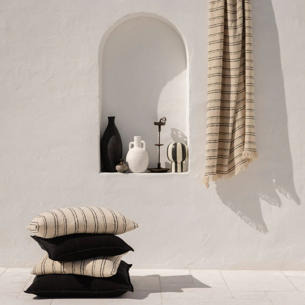 Alba Throw - Black