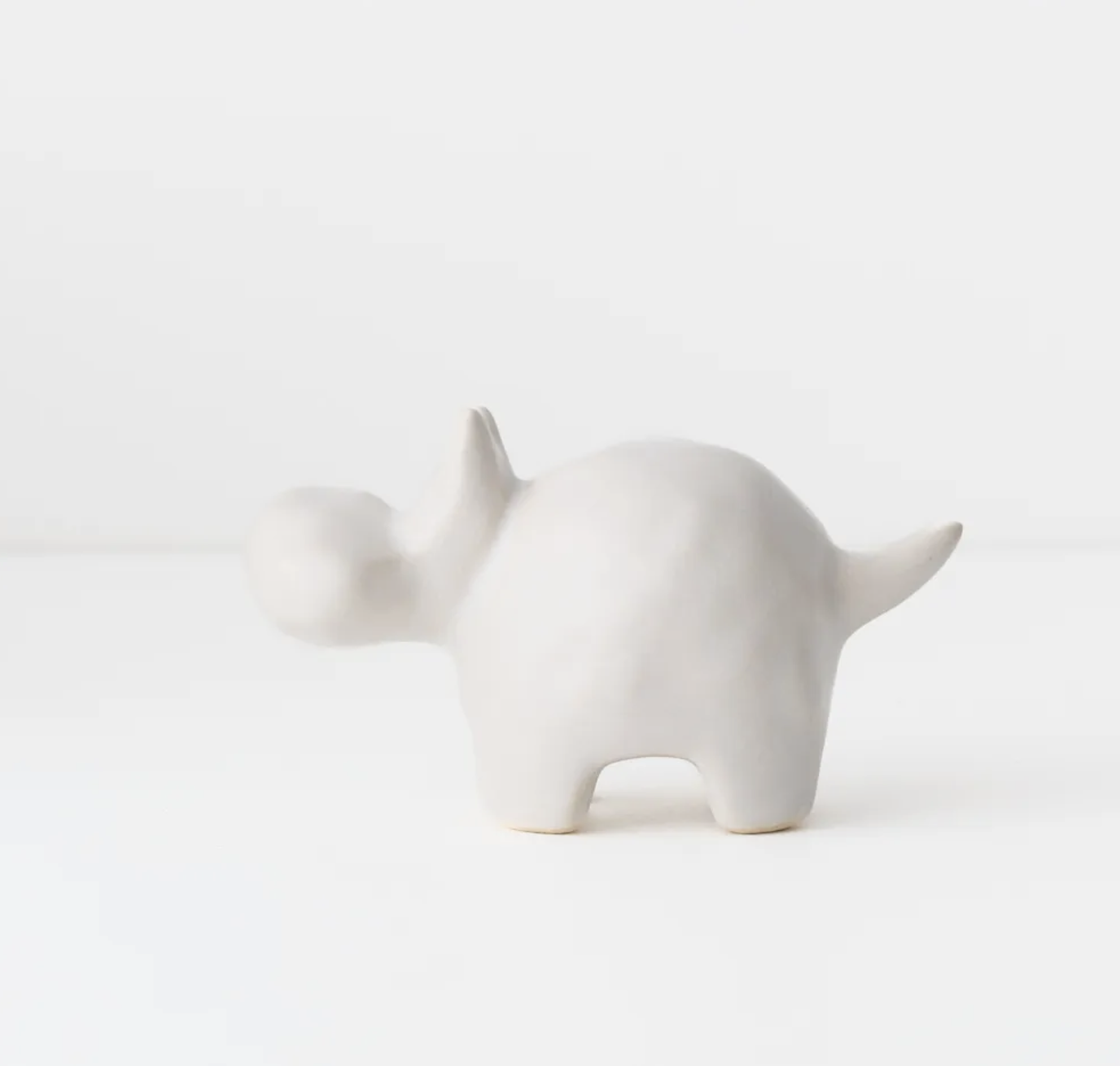 Zuri Hippo - White