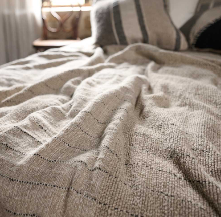Mayla Linen Bedcover