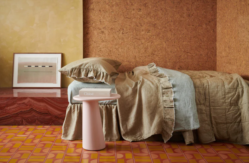Moss Valance - Queen