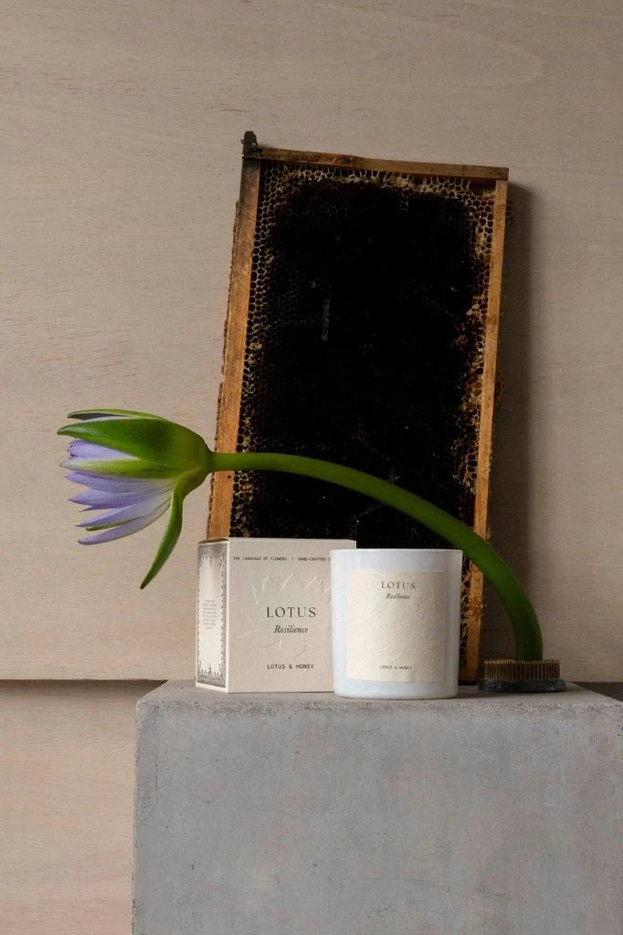 Lotus Candle
