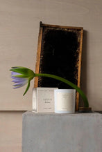 Lotus Candle