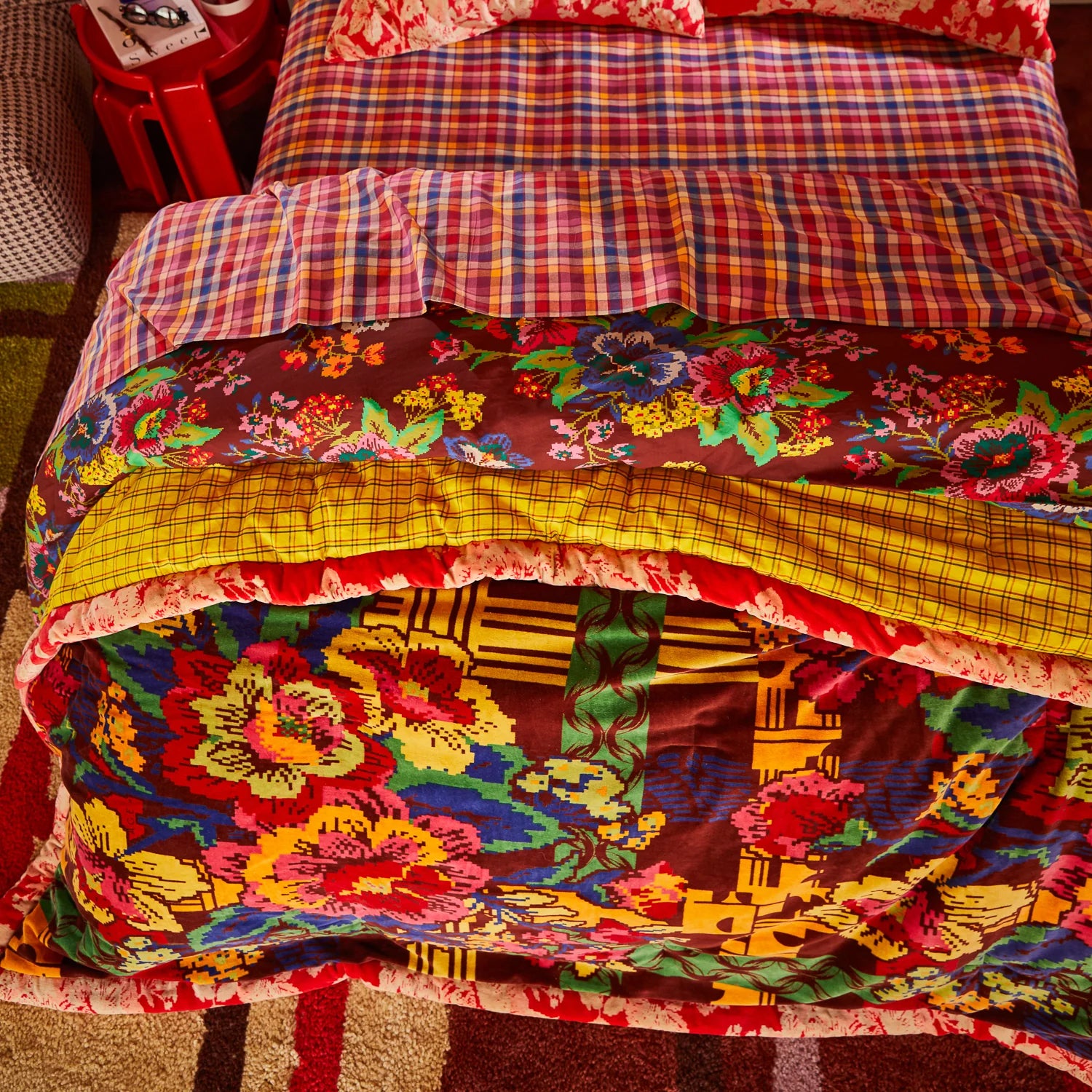 Zita Velvet Bedcover