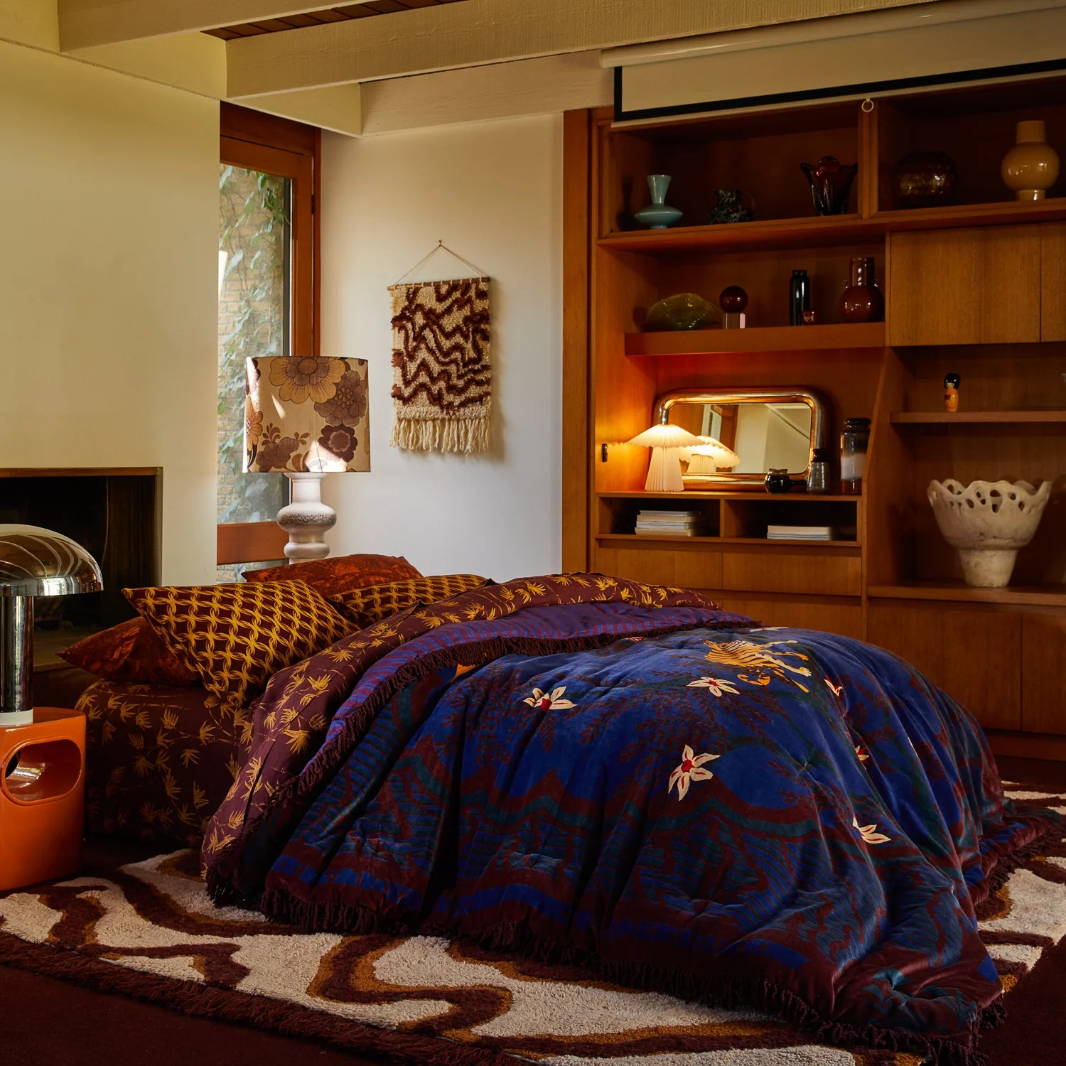 Andrea Velvet Bedcover