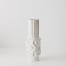 Vase -Jadelo White