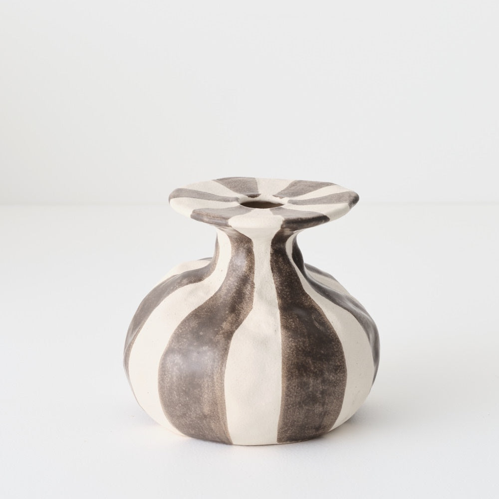 Vase - Oreio Chocolate Brown
