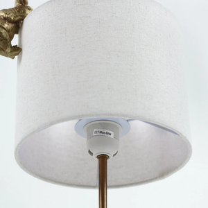 Peter Rabbit Plays Table Lamp