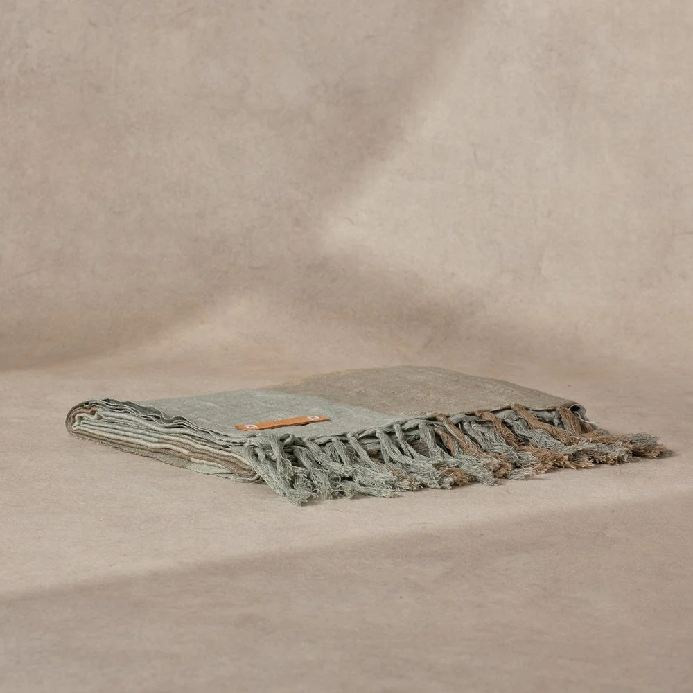 Harriet Throw - Moss