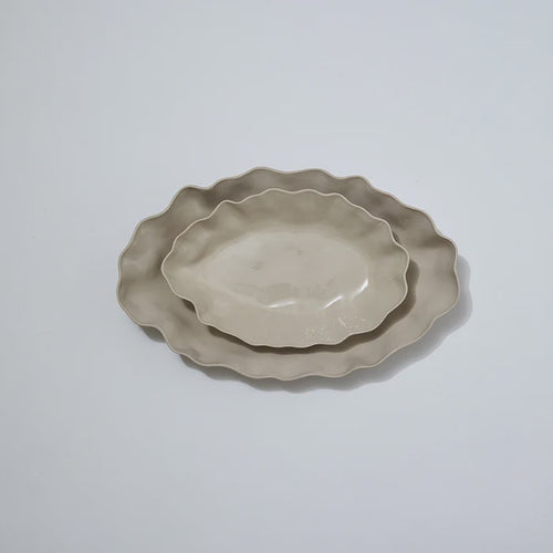 Ruffle Rectangle Platter - Chalk White