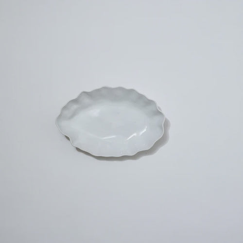 Ruffle Rectangle Platter - Snow White