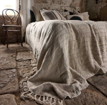 Mayla Linen Bedcover
