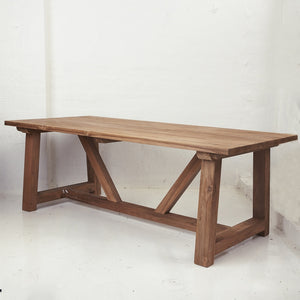Sefer Rustic Table